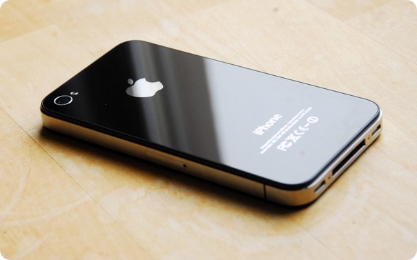 Новый старый друг — Apple возобновит продажи iPhone 4